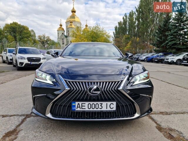 Черный Лексус ЕС, объемом двигателя 2.5 л и пробегом 159 тыс. км за 33500 $, фото 1 на Automoto.ua