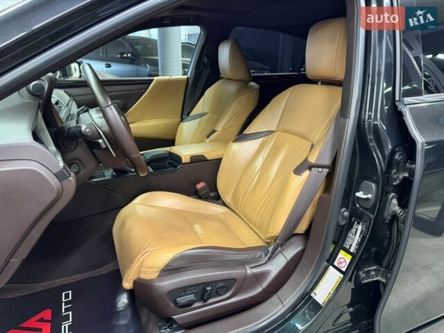 Чорний Лексус ЕС, об'ємом двигуна 2.49 л та пробігом 94 тис. км за 34900 $, фото 19 на Automoto.ua