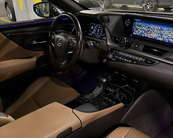 Лексус ЕС 2020 у Києві на Automoto.ua Чорний Лексус ЕС, об'ємом двигуна 2.5 л та пробігом 105 тис. км за 31000 $, фото 9 на Automoto.ua