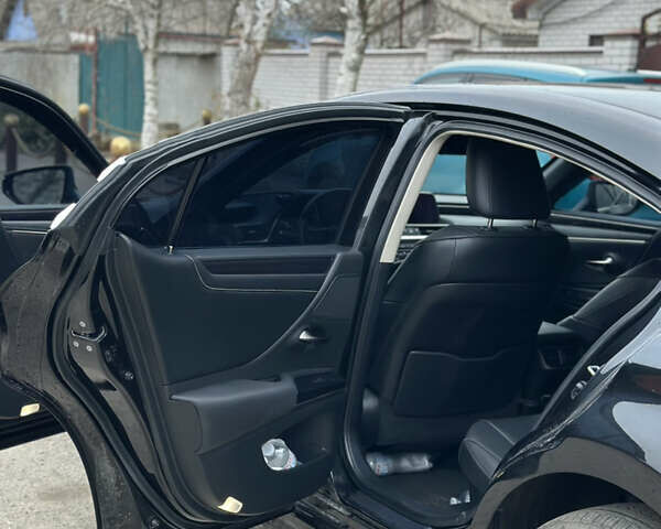 Черный Лексус ЕС, объемом двигателя 2.49 л и пробегом 62 тыс. км за 32000 $, фото 15 на Automoto.ua