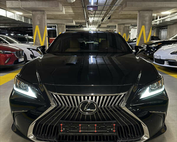 Лексус ЕС 2020 у Києві на Automoto.ua Чорний Лексус ЕС, об'ємом двигуна 2.5 л та пробігом 105 тис. км за 31000 $, фото 3 на Automoto.ua