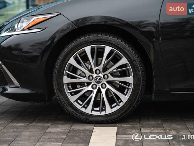 Черный Лексус ЕС, объемом двигателя 2.49 л и пробегом 43 тыс. км за 41000 $, фото 10 на Automoto.ua