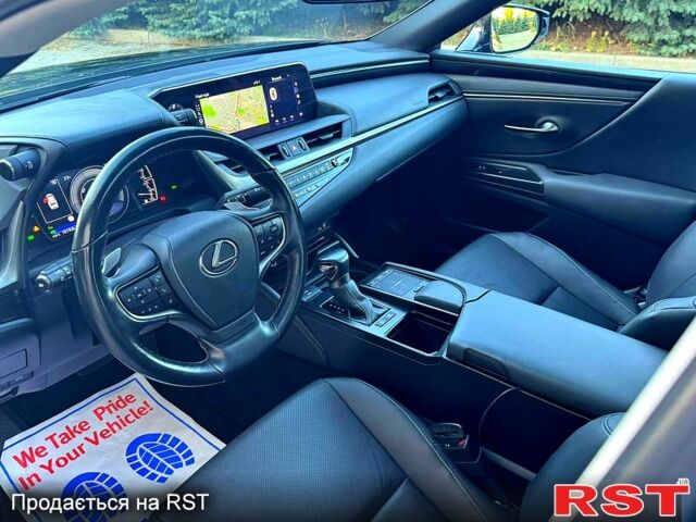 Черный Лексус ЕС, объемом двигателя 2.5 л и пробегом 97 тыс. км за 40000 $, фото 5 на Automoto.ua