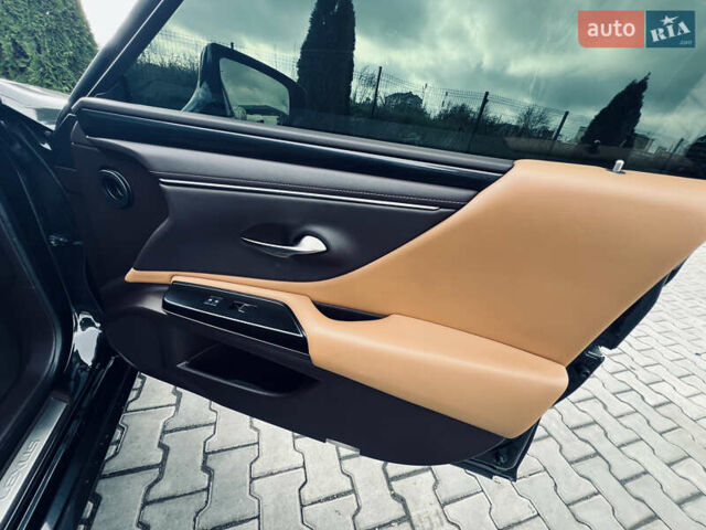 Чорний Лексус ЕС, об'ємом двигуна 2.49 л та пробігом 163 тис. км за 35000 $, фото 17 на Automoto.ua