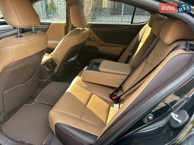 Черный Лексус ЕС, объемом двигателя 2.49 л и пробегом 135 тыс. км за 43800 $, фото 18 на Automoto.ua