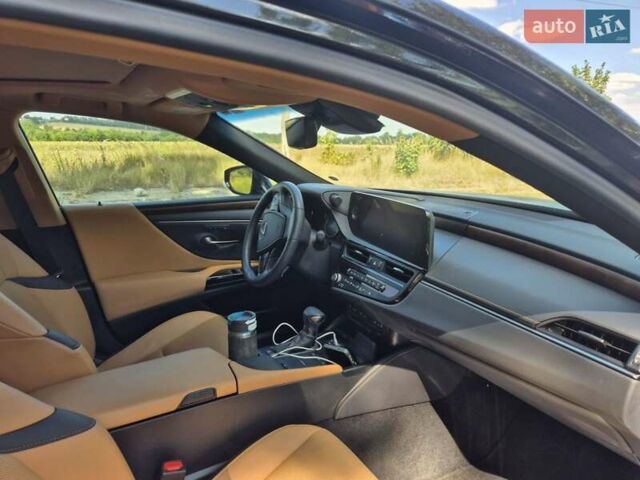 Чорний Лексус ЕС, об'ємом двигуна 2.49 л та пробігом 24 тис. км за 45500 $, фото 1 на Automoto.ua