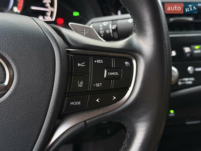 Черный Лексус ЕС, объемом двигателя 1.99 л и пробегом 59 тыс. км за 33999 $, фото 31 на Automoto.ua