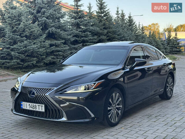 Черный Лексус ЕС, объемом двигателя 2.49 л и пробегом 92 тыс. км за 39999 $, фото 2 на Automoto.ua