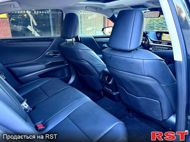 Черный Лексус ЕС, объемом двигателя 2.5 л и пробегом 97 тыс. км за 40000 $, фото 7 на Automoto.ua