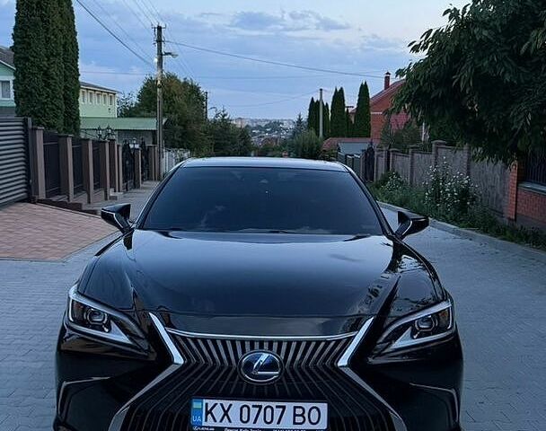 Черный Лексус ЕС, объемом двигателя 2.49 л и пробегом 152 тыс. км за 31500 $, фото 2 на Automoto.ua