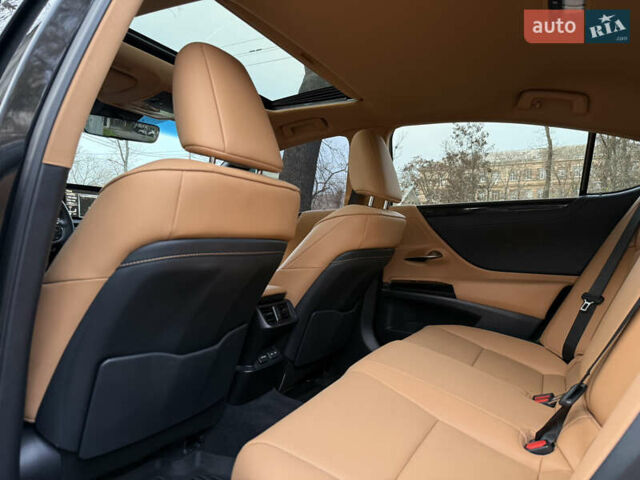 Черный Лексус ЕС, объемом двигателя 1.99 л и пробегом 59 тыс. км за 33999 $, фото 48 на Automoto.ua