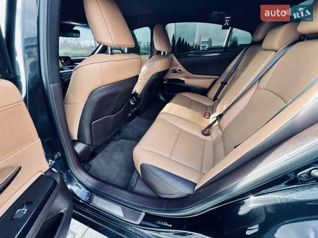 Чорний Лексус ЕС, об'ємом двигуна 2.49 л та пробігом 163 тис. км за 35000 $, фото 18 на Automoto.ua