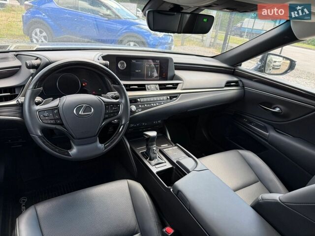 Черный Лексус ЕС, объемом двигателя 3.46 л и пробегом 33 тыс. км за 37700 $, фото 19 на Automoto.ua