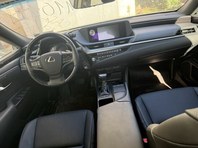 Чорний Лексус ЕС, об'ємом двигуна 3.5 л та пробігом 32 тис. км за 32000 $, фото 2 на Automoto.ua