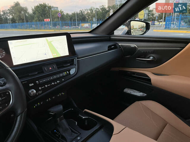 Черный Лексус ЕС, объемом двигателя 2.49 л и пробегом 54 тыс. км за 54000 $, фото 7 на Automoto.ua