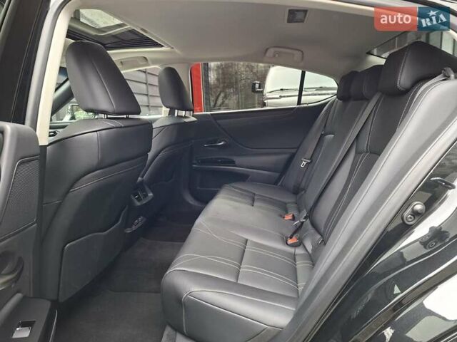 Черный Лексус ЕС, объемом двигателя 2.49 л и пробегом 54 тыс. км за 41900 $, фото 18 на Automoto.ua