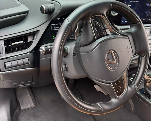 Чорний Лексус ЕС, об'ємом двигуна 2.49 л та пробігом 70 тис. км за 47000 $, фото 1 на Automoto.ua