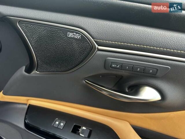 Черный Лексус ЕС, объемом двигателя 3.46 л и пробегом 90 тыс. км за 49900 $, фото 21 на Automoto.ua