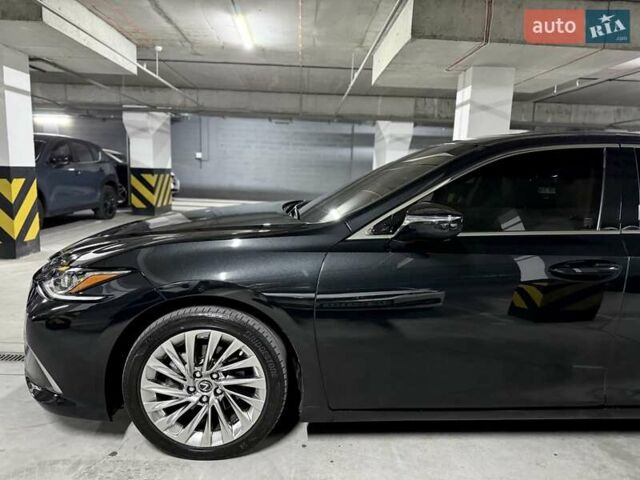 Черный Лексус ЕС, объемом двигателя 3.46 л и пробегом 50 тыс. км за 47500 $, фото 5 на Automoto.ua