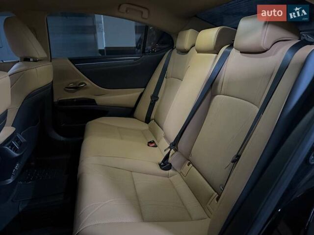 Черный Лексус ЕС, объемом двигателя 3.46 л и пробегом 50 тыс. км за 49500 $, фото 28 на Automoto.ua