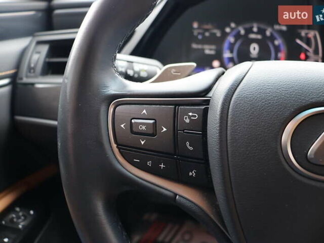 Чорний Лексус ЕС, об'ємом двигуна 2 л та пробігом 30 тис. км за 41400 $, фото 18 на Automoto.ua