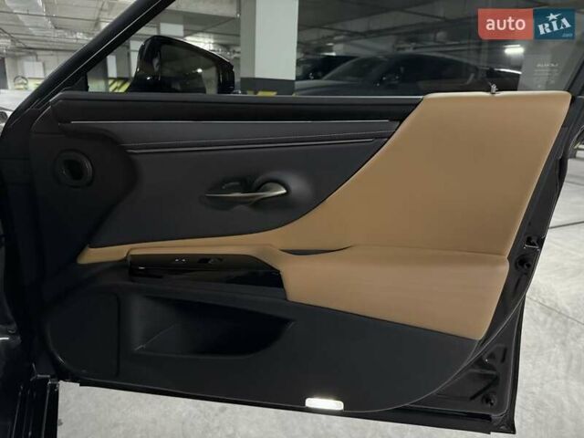 Черный Лексус ЕС, объемом двигателя 3.46 л и пробегом 50 тыс. км за 47500 $, фото 32 на Automoto.ua
