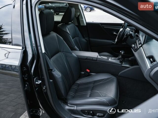 Чорний Лексус ЕС, об'ємом двигуна 2.49 л та пробігом 54 тис. км за 43500 $, фото 31 на Automoto.ua