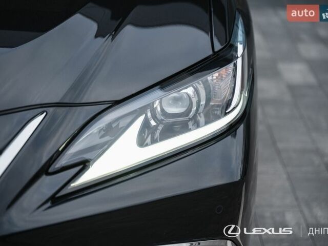 Чорний Лексус ЕС, об'ємом двигуна 2.49 л та пробігом 54 тис. км за 43500 $, фото 1 на Automoto.ua
