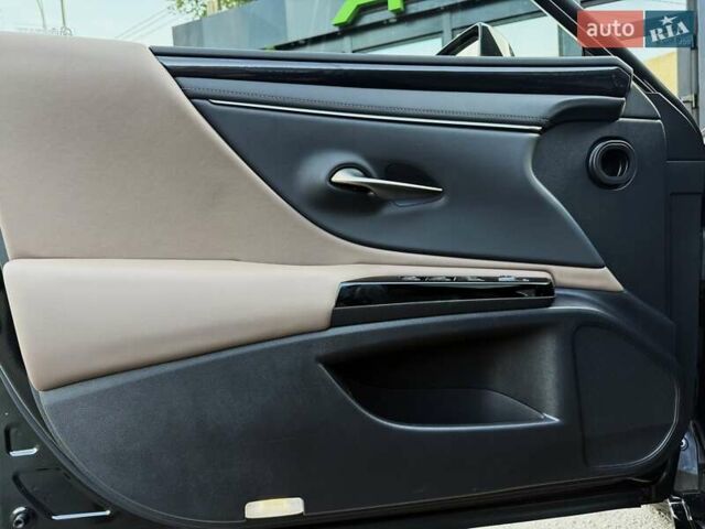 Черный Лексус ЕС, объемом двигателя 2.49 л и пробегом 9 тыс. км за 49999 $, фото 25 на Automoto.ua