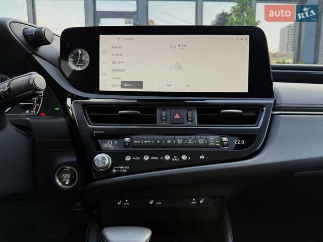 Лексус ЕС 2023 в Киеве на Automoto.ua Черный Лексус ЕС, объемом двигателя 2.49 л и пробегом 9 тыс. км за 50999 $, фото 37 на Automoto.ua