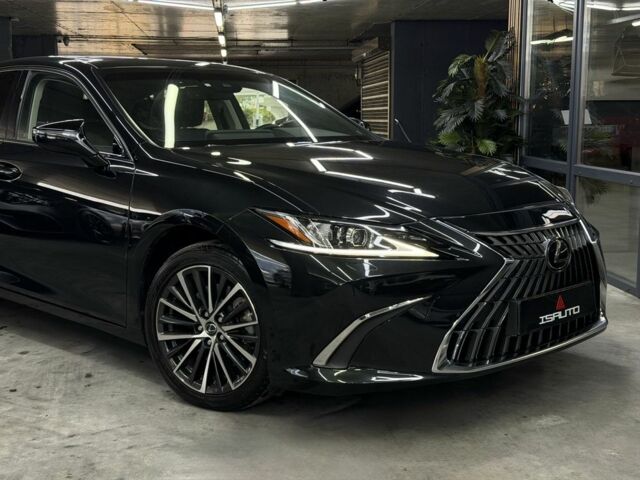 Черный Лексус ЕС, объемом двигателя 2.5 л и пробегом 55 тыс. км за 46900 $, фото 3 на Automoto.ua