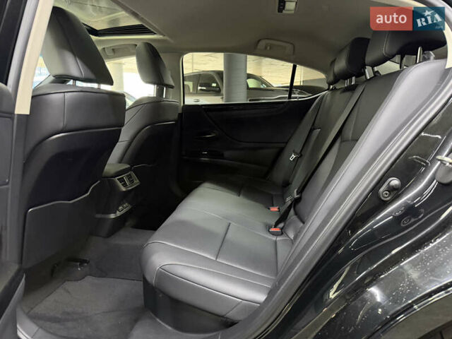 Чорний Лексус ЕС, об'ємом двигуна 2.49 л та пробігом 55 тис. км за 47900 $, фото 23 на Automoto.ua