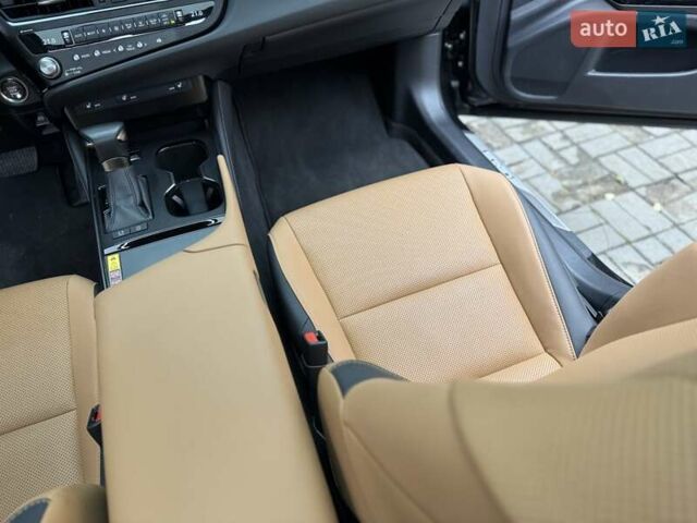 Чорний Лексус ЕС, об'ємом двигуна 2.49 л та пробігом 23 тис. км за 45900 $, фото 30 на Automoto.ua