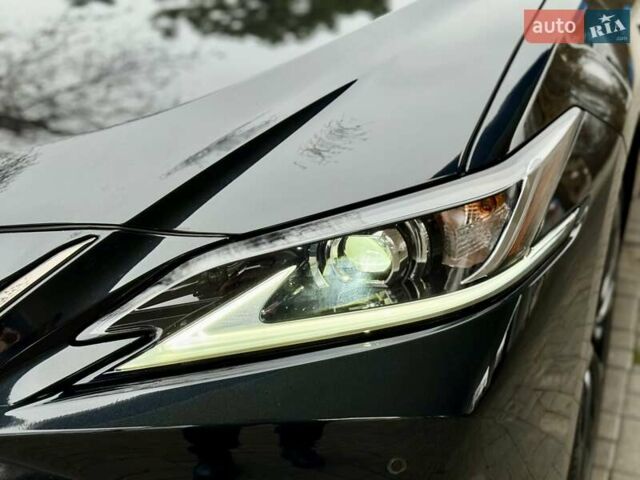 Чорний Лексус ЕС, об'ємом двигуна 2.49 л та пробігом 23 тис. км за 45900 $, фото 7 на Automoto.ua