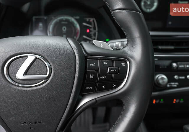 Чорний Лексус ЕС, об'ємом двигуна 2.49 л та пробігом 13 тис. км за 42884 $, фото 21 на Automoto.ua