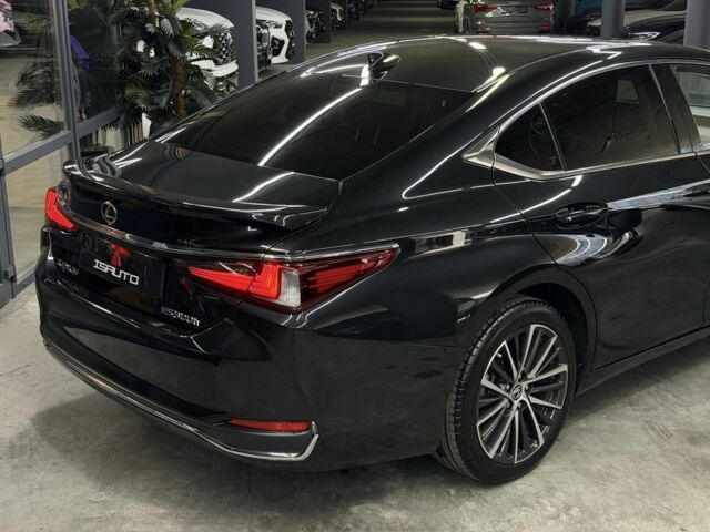 Черный Лексус ЕС, объемом двигателя 2.5 л и пробегом 55 тыс. км за 46900 $, фото 9 на Automoto.ua