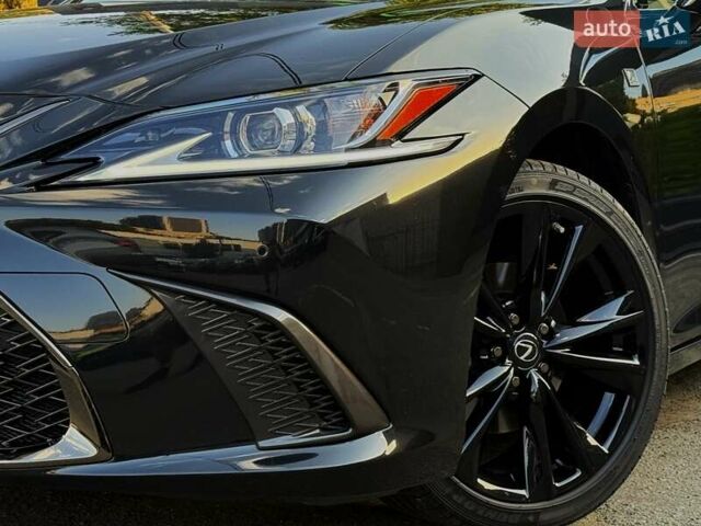 Лексус ЕС 2023 в Киеве на Automoto.ua Черный Лексус ЕС, объемом двигателя 2.49 л и пробегом 9 тыс. км за 50999 $, фото 9 на Automoto.ua