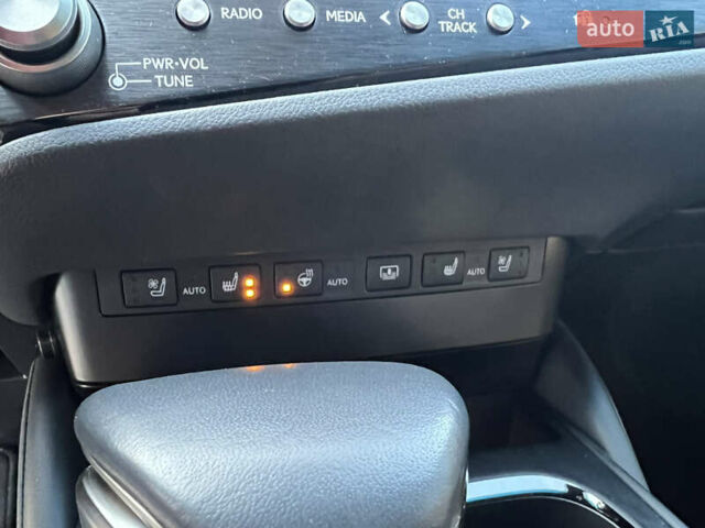 Чорний Лексус ЕС, об'ємом двигуна 2.49 л та пробігом 22 тис. км за 46900 $, фото 24 на Automoto.ua