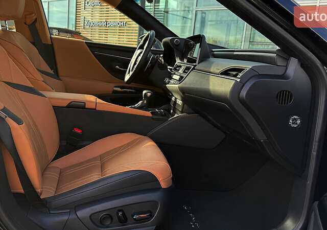 Черный Лексус ЕС, объемом двигателя 2.49 л и пробегом 18 тыс. км за 56500 $, фото 5 на Automoto.ua