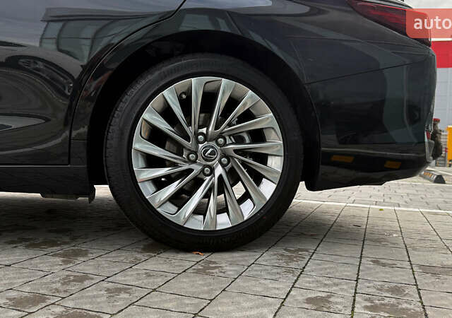 Черный Лексус ЕС, объемом двигателя 2.49 л и пробегом 18 тыс. км за 56500 $, фото 15 на Automoto.ua