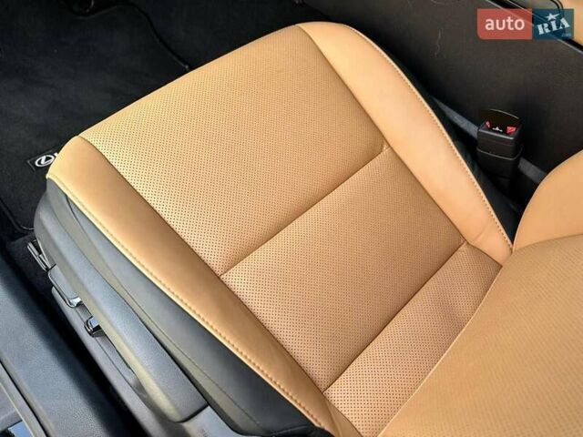 Чорний Лексус ЕС, об'ємом двигуна 2.49 л та пробігом 16 тис. км за 47000 $, фото 35 на Automoto.ua