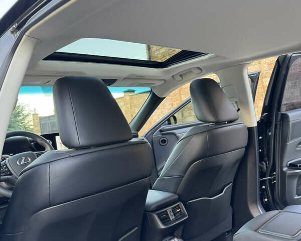 Черный Лексус ЕС, объемом двигателя 2.49 л и пробегом 8 тыс. км за 45700 $, фото 23 на Automoto.ua