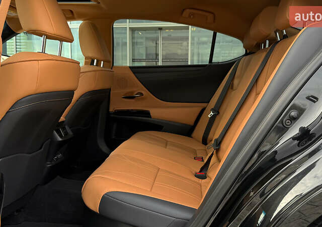 Черный Лексус ЕС, объемом двигателя 2.49 л и пробегом 18 тыс. км за 56500 $, фото 10 на Automoto.ua