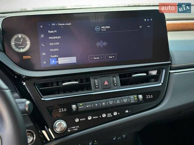 Чорний Лексус ЕС, об'ємом двигуна 2.49 л та пробігом 16 тис. км за 47000 $, фото 52 на Automoto.ua