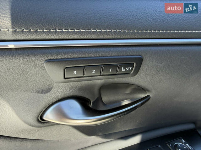 Чорний Лексус ЕС, об'ємом двигуна 2.49 л та пробігом 9 тис. км за 43500 $, фото 44 на Automoto.ua