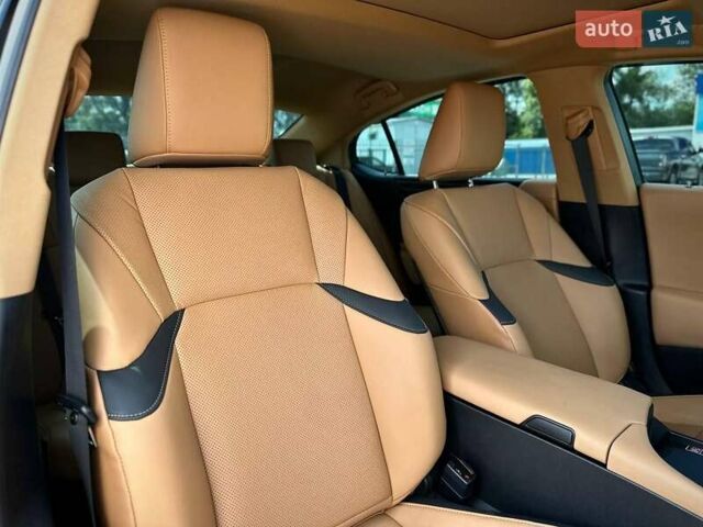 Чорний Лексус ЕС, об'ємом двигуна 2.49 л та пробігом 16 тис. км за 47000 $, фото 55 на Automoto.ua