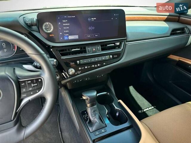 Чорний Лексус ЕС, об'ємом двигуна 2.49 л та пробігом 16 тис. км за 47000 $, фото 44 на Automoto.ua