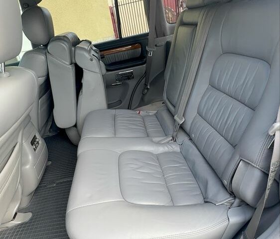 Черный Лексус ЕС, объемом двигателя 4.7 л и пробегом 250 тыс. км за 15600 $, фото 5 на Automoto.ua