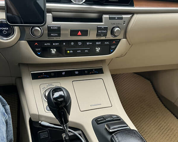 Коричневий Лексус ЕС, об'ємом двигуна 2.5 л та пробігом 338 тис. км за 16900 $, фото 7 на Automoto.ua