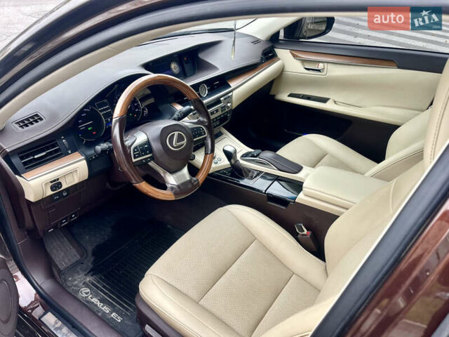 Лексус ЕС 2015 в Киеве на Automoto.ua Коричневый Лексус ЕС, объемом двигателя 2.49 л и пробегом 132 тыс. км за 20500 $, фото 19 на Automoto.ua